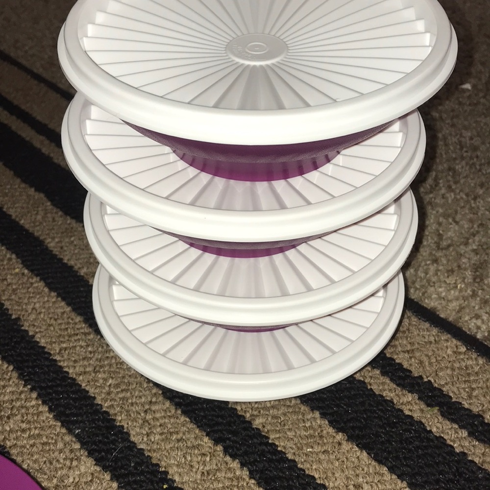 Violet 💗 Tupperware 💞